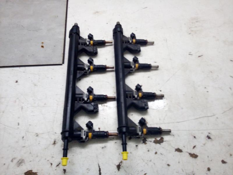 Rampe injection CITROEN C3 PICASSO PHASE 2 Essence - 1