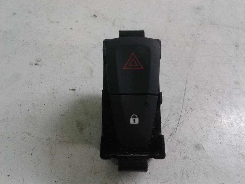Bouton de warning DACIA LOGAN 2 PHASE 1 Essence - 1