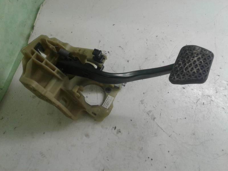 Pedale de frein BMW SERIE 5 E60 PHASE 2 Diesel - 1