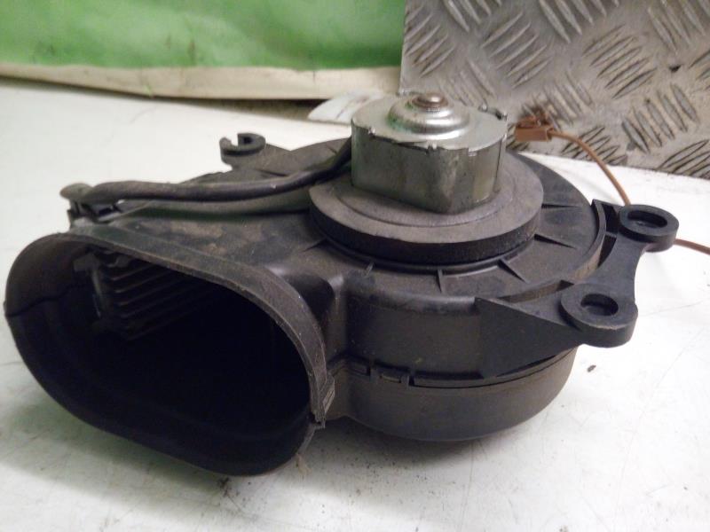 Pulseur d'air arriere gauche CITROEN C8  - 1