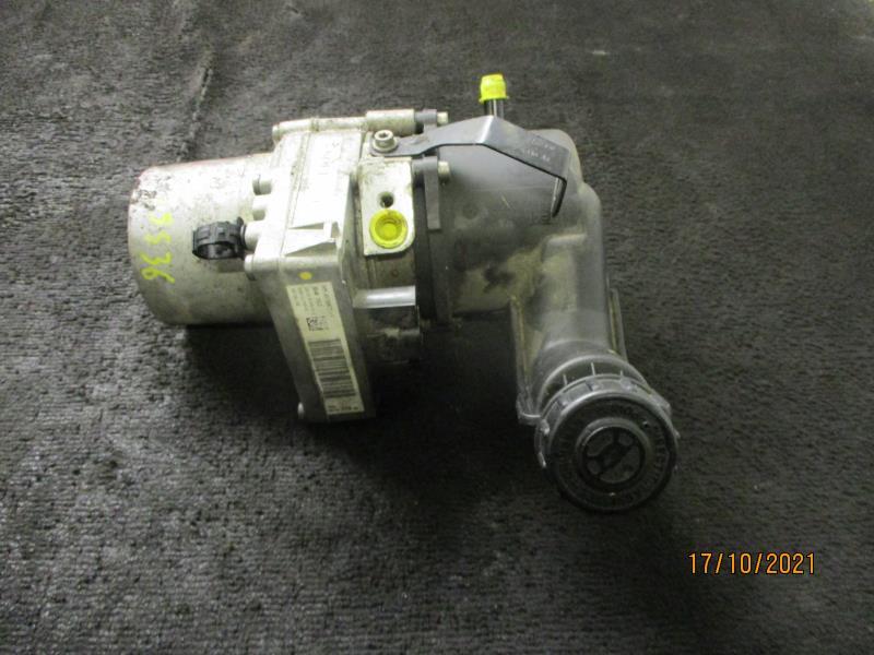 Pompe de direction PEUGEOT 508 1 PHASE 1 Diesel - 1
