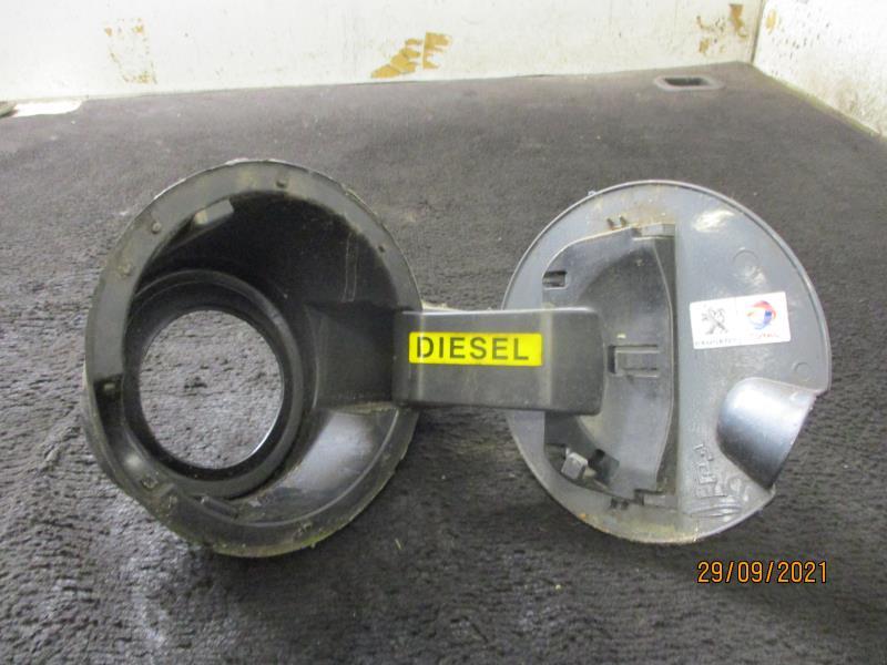Trappe d'essence PEUGEOT 3008 1 PHASE 1 Diesel - 1