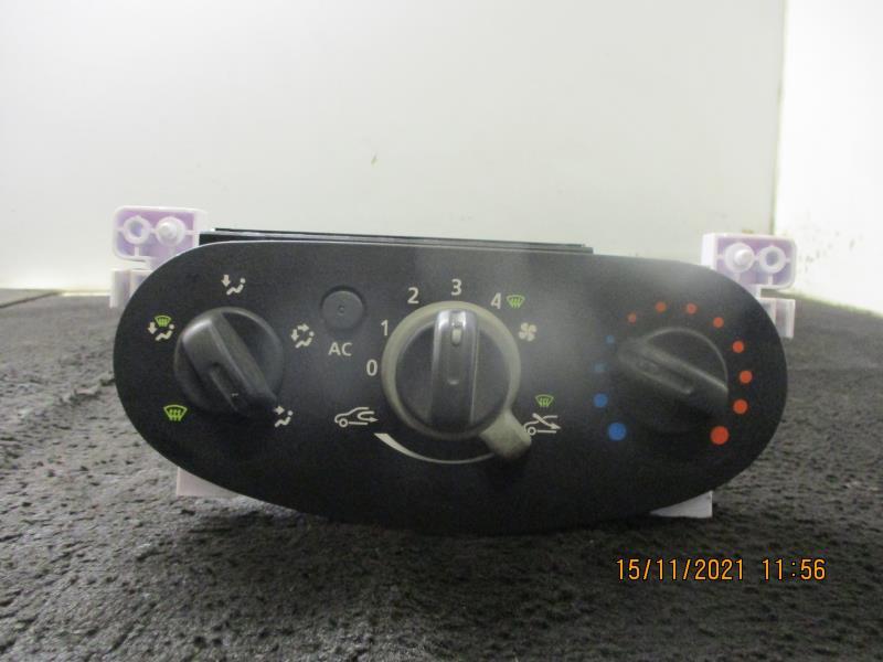 Commande chauffage DACIA DUSTER 1 PHASE 1 Diesel - 1