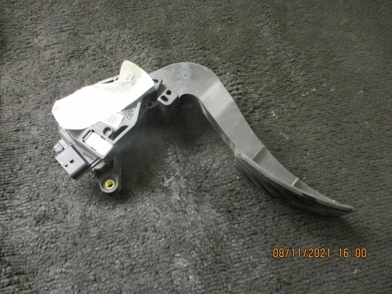 Pedale d'accelerateur RENAULT MEGANE 4 PHASE 1 Diesel - 1