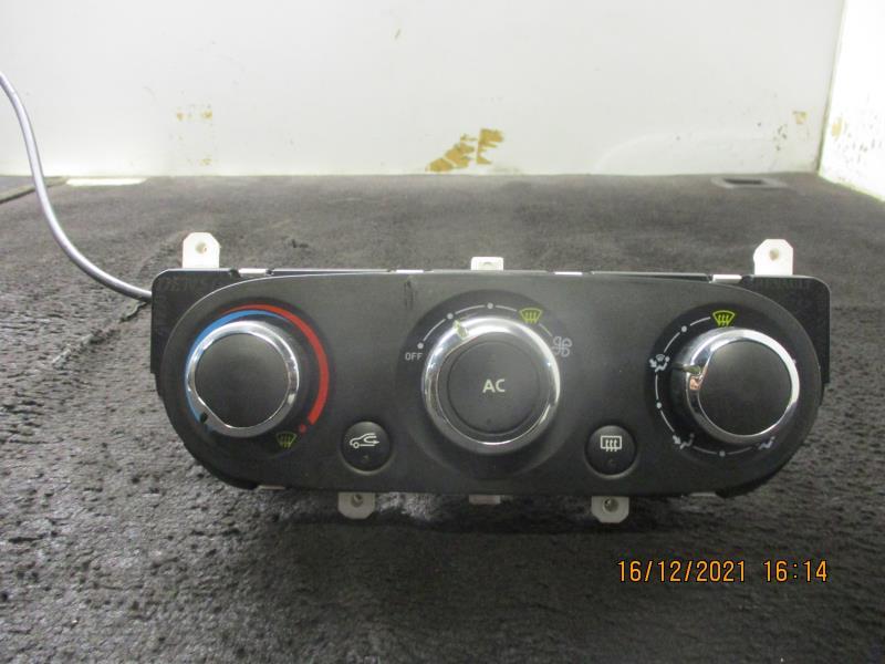 Commande chauffage RENAULT CLIO 4 PHASE 1 Diesel - 1