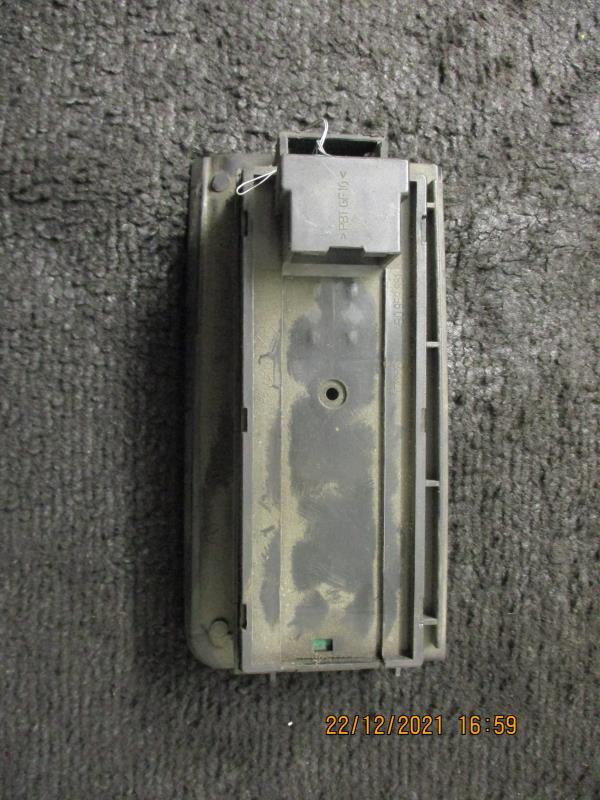 Interrupteur de leve vitre avant gauche AUDI A6 2 PHASE 2 Diesel - 1