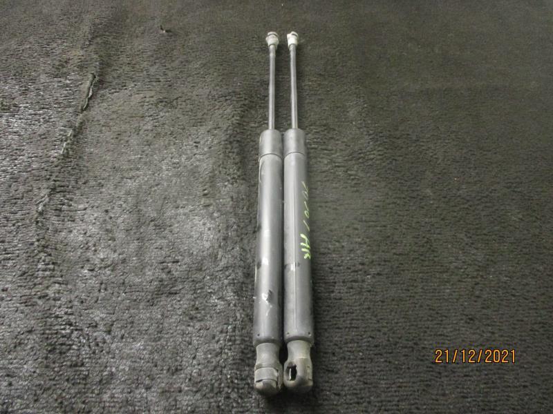 Verin de coffre VOLKSWAGEN GOLF 6 Diesel - 1