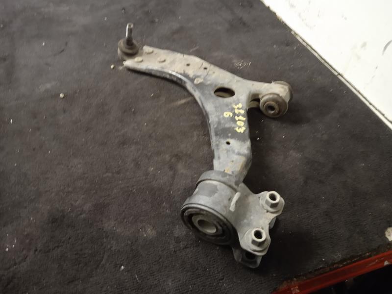 Triangle avant gauche FORD FOCUS 2 PHASE 1 BREAK Diesel - 1