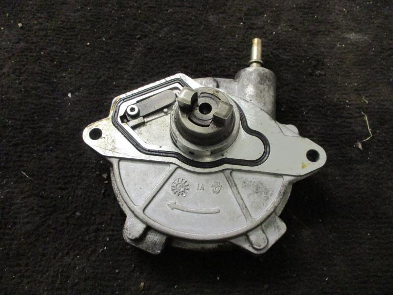 Pompe à vide MERCEDES CLASSE B 245 PHASE 1 Diesel - 1
