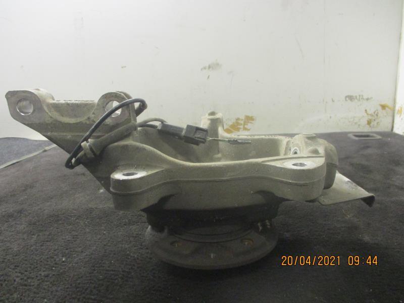 Moyeu avant droit RENAULT LAGUNA 3 PHASE 1 BREAK Diesel - 1