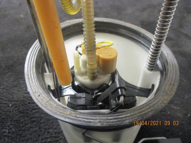 Pompe de gavage VOLKSWAGEN GOLF 6 Diesel - 1