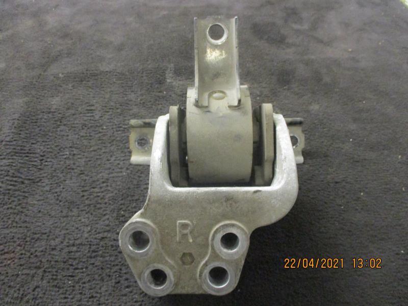Support moteur droit CITROEN C-CROSSER Diesel - 1