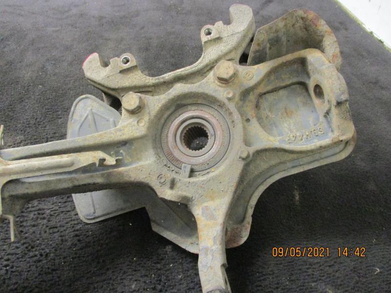 Moyeu avant gauche ALFA ROMEO GT COUPE Diesel - 1