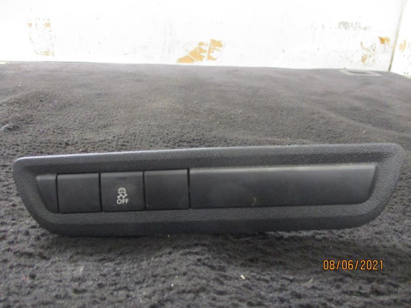 Bouton/Interrupteur PEUGEOT 208 1 PHASE 1 Diesel - 1