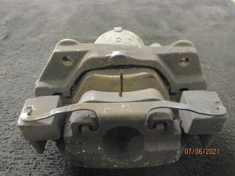 Etrier avant gauche (freinage) BMW SERIE 5 E39 TOURING PHASE 1 BREAK Diesel - 1