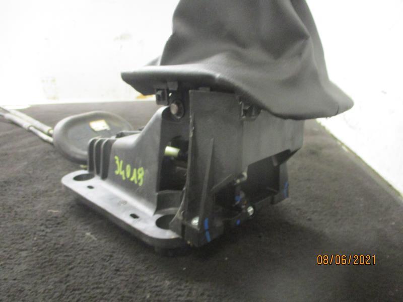 Levier de vitesses PEUGEOT 208 1 PHASE 1 Diesel - 1
