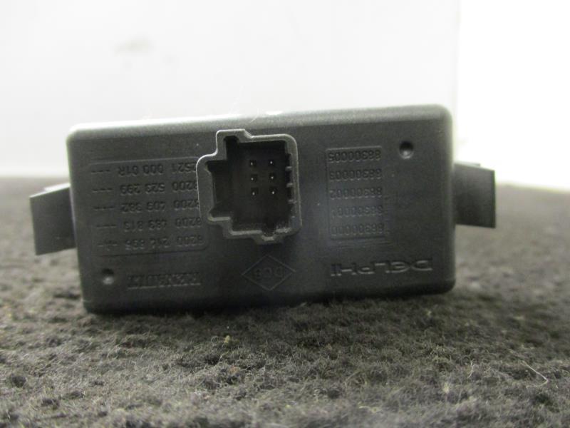Bouton de warning RENAULT KANGOO 2 PHASE 1 Diesel - 1