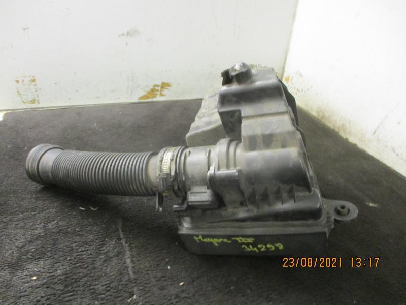 Boite a air RENAULT MEGANE 3 PHASE 1 Diesel - 1
