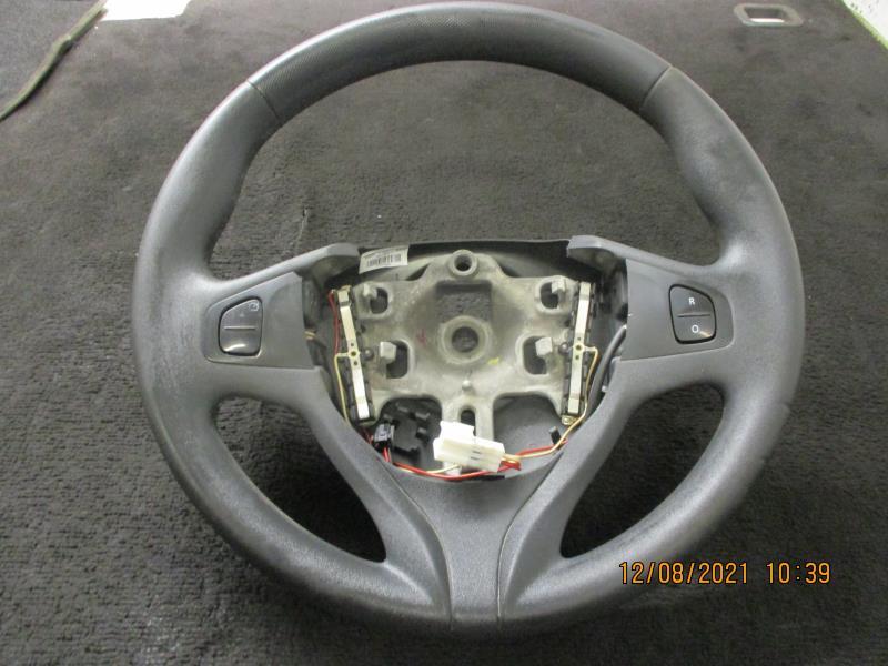 Volant RENAULT CLIO IV  - 1