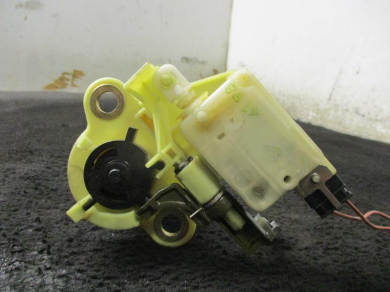 Bouton de coffre RENAULT LAGUNA 1 PHASE 2 Diesel - 1