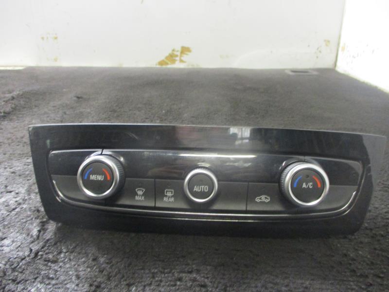 Commande chauffage OPEL CORSA F Essence - 1