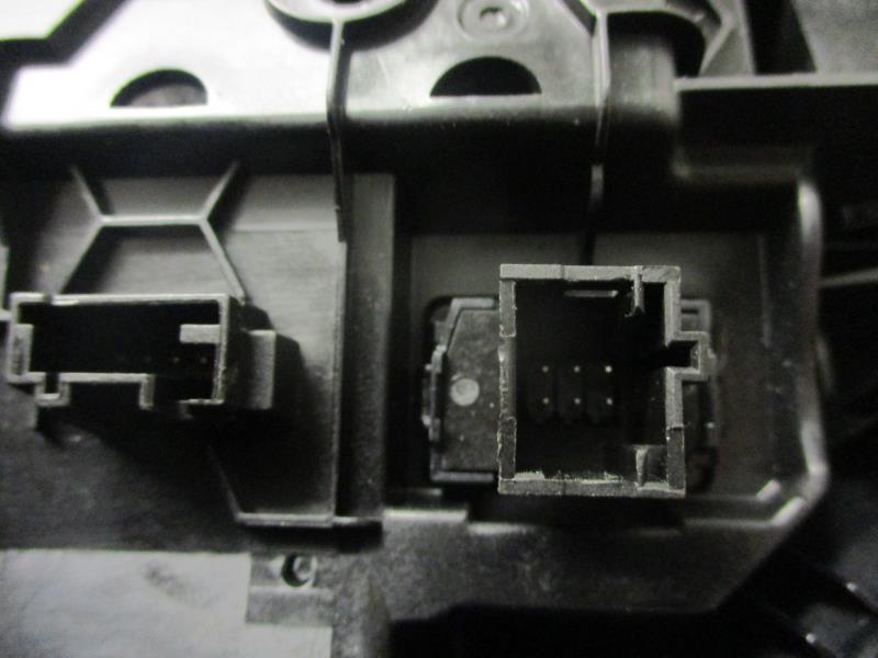 Facade autoradio OPEL CORSA F Essence - 1