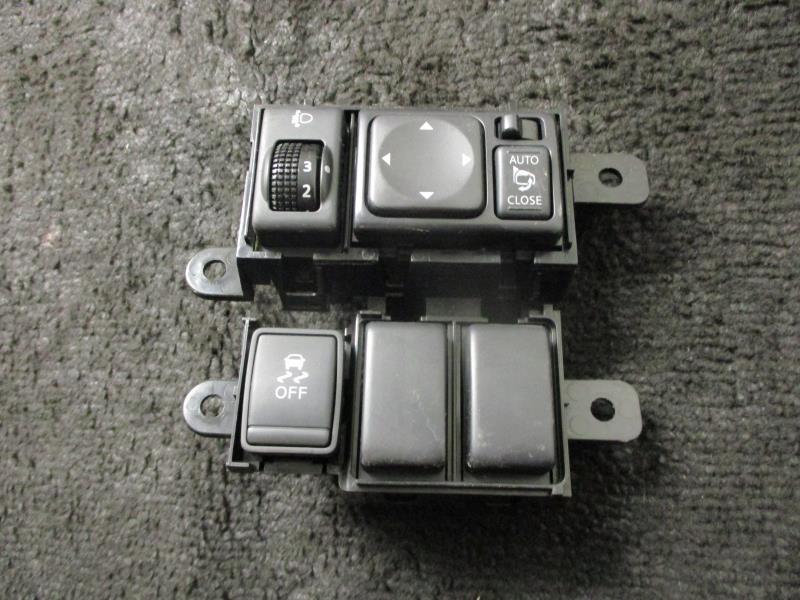 Bouton/Interrupteur NISSAN JUKE 1 PHASE 1 Diesel - 1
