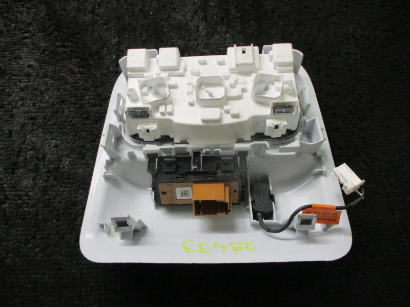 Eclairage de plafonnier PEUGEOT 2008 1 PHASE 2 Diesel - 1