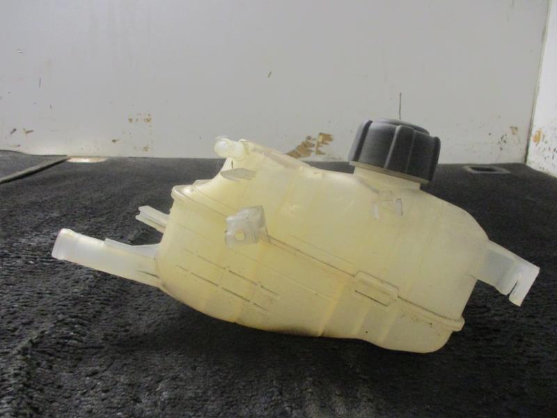 Vase d'expansion RENAULT MEGANE 3 PHASE 1 Diesel - 1