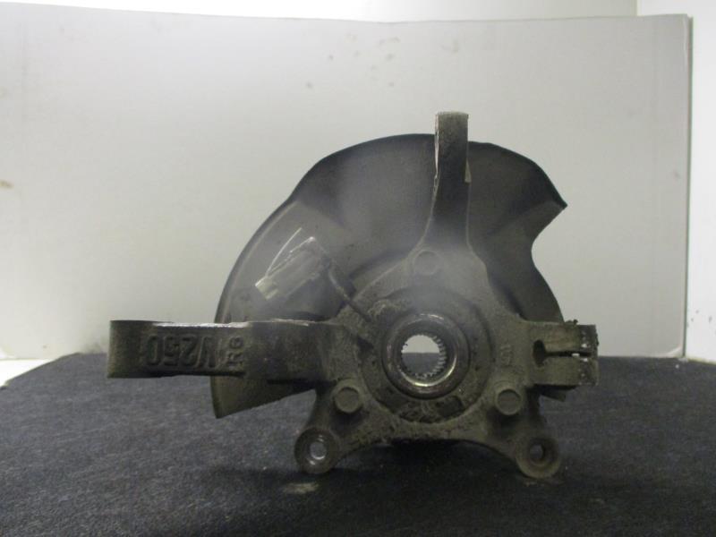 Moyeu avant gauche CHEVROLET EPICA Diesel - 1