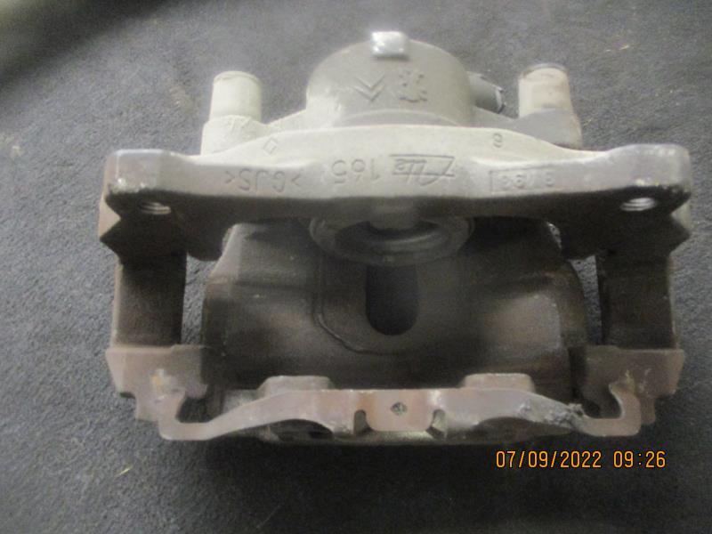 Etrier avant droit (freinage) CITROEN DS5 PHASE 1 Diesel/Hybride - 1