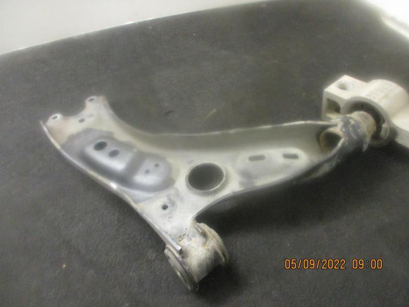 Triangle avant gauche VOLKSWAGEN TOURAN 2 Diesel - 1
