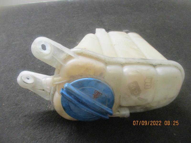 Vase de lave glace AUDI A4 3 AVANT PHASE 1 BREAK Diesel - 1