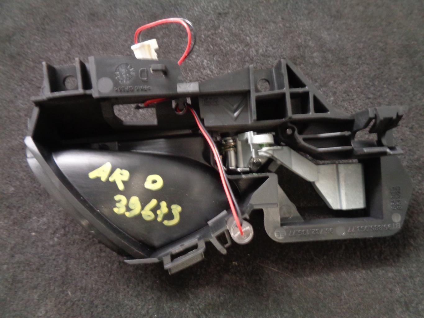 Poignee interieur arriere droit CITROEN DS5 PHASE 1 Diesel/Hybride - 1