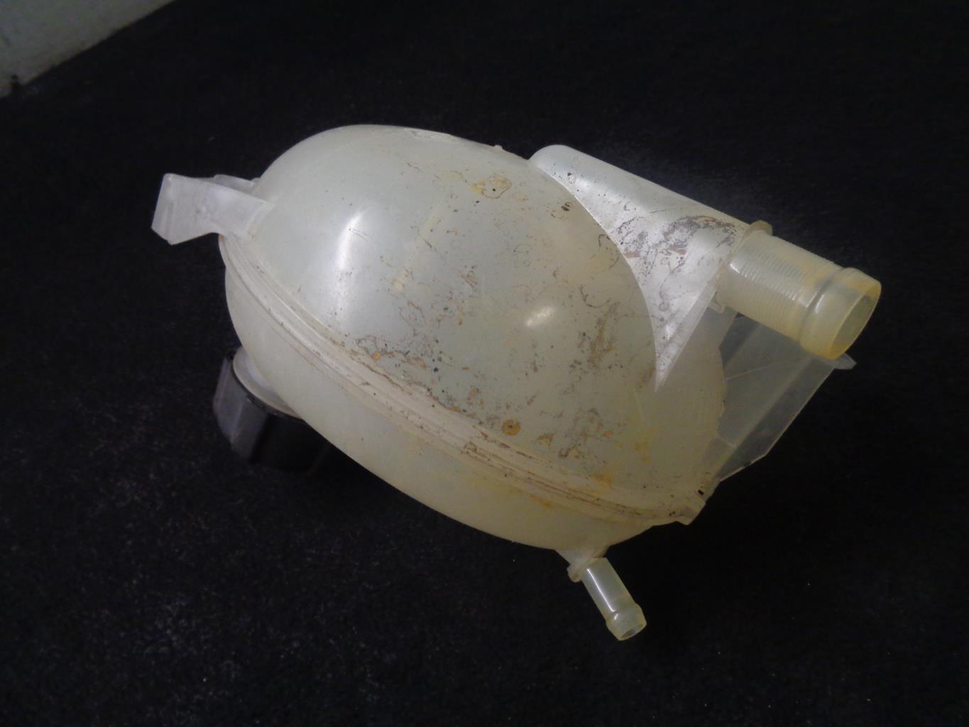 Vase d'expansion RENAULT CLIO 4 PHASE 1 Diesel - 1