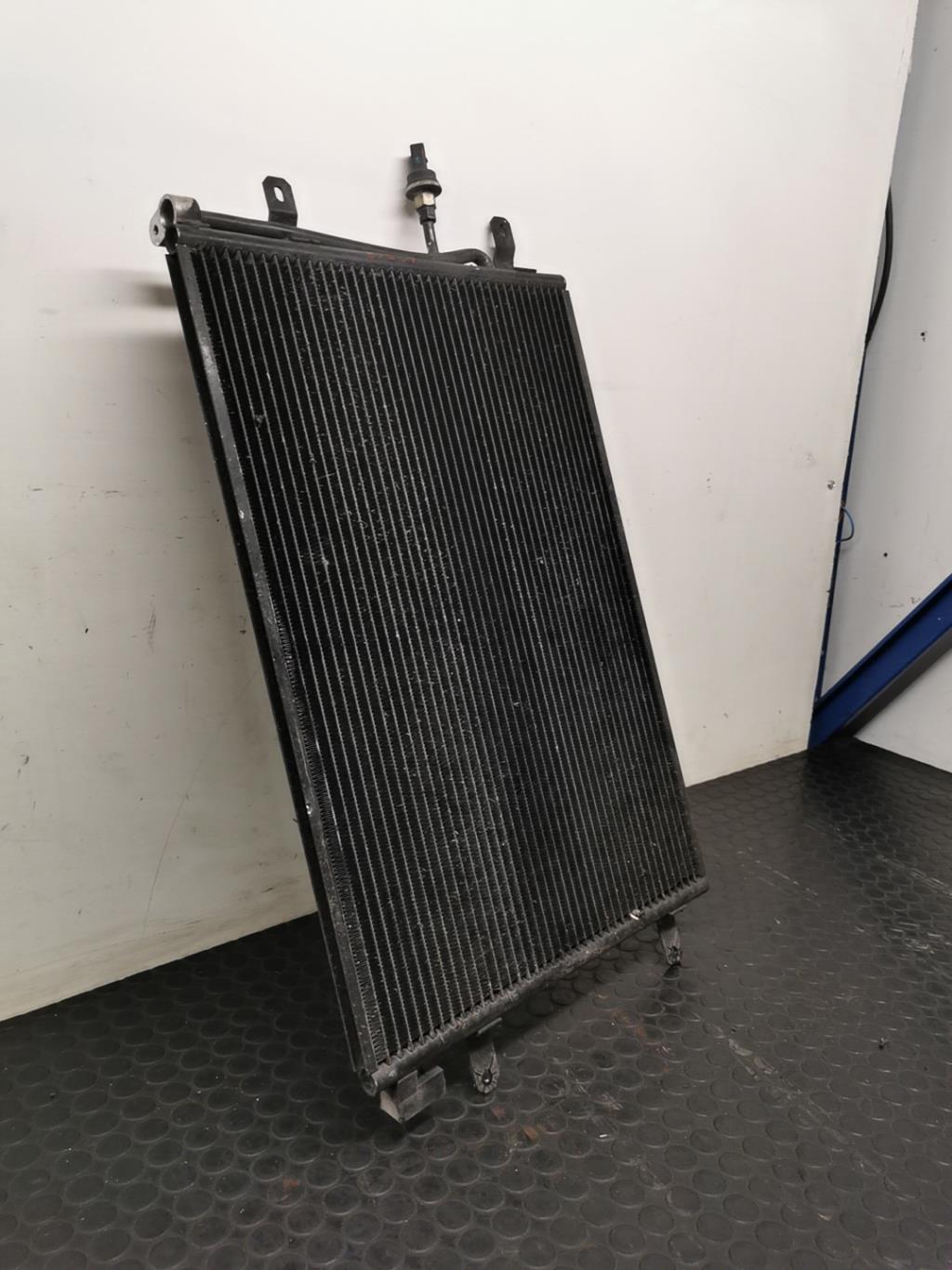 Radiateur clim AUDI A4 2  - 1