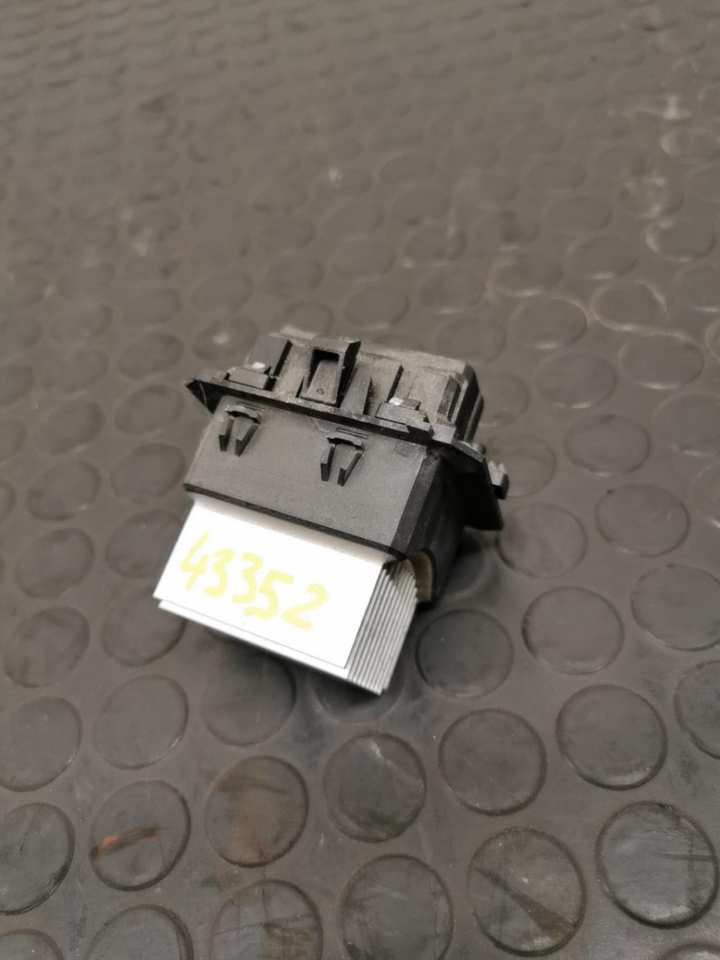Resistance chauffage RENAULT CLIO 4 PHASE 2 Essence - 1