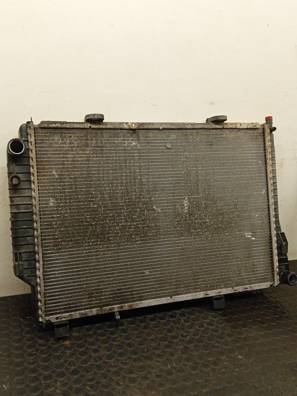 Radiateur eau MERCEDES CLASSE C 202 PHASE 2 Diesel - 1
