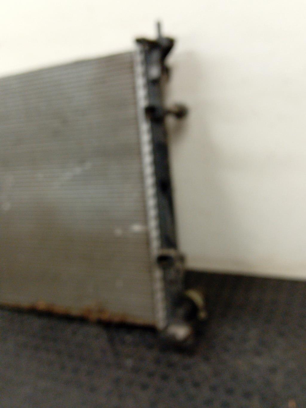 Radiateur eau NISSAN NV200  - 1