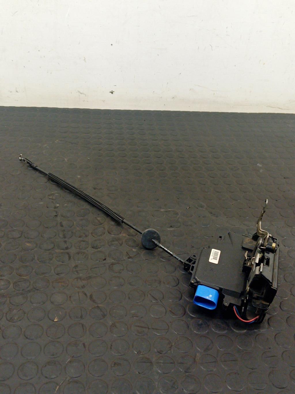 Serrure avant gauche VOLKSWAGEN GOLF 5 Diesel - 1