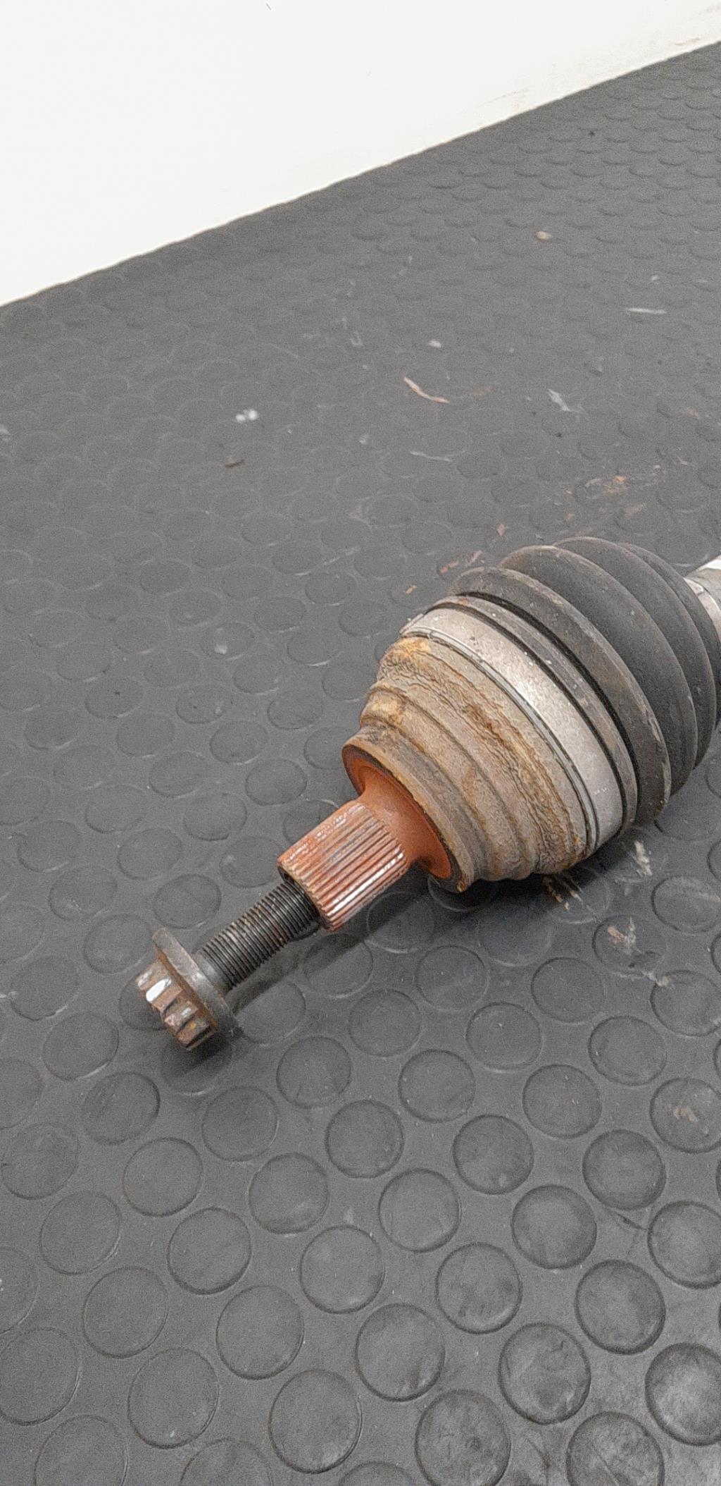 Cardan gauche (transmission) SEAT ALTEA XL PHASE 2 Diesel - 1