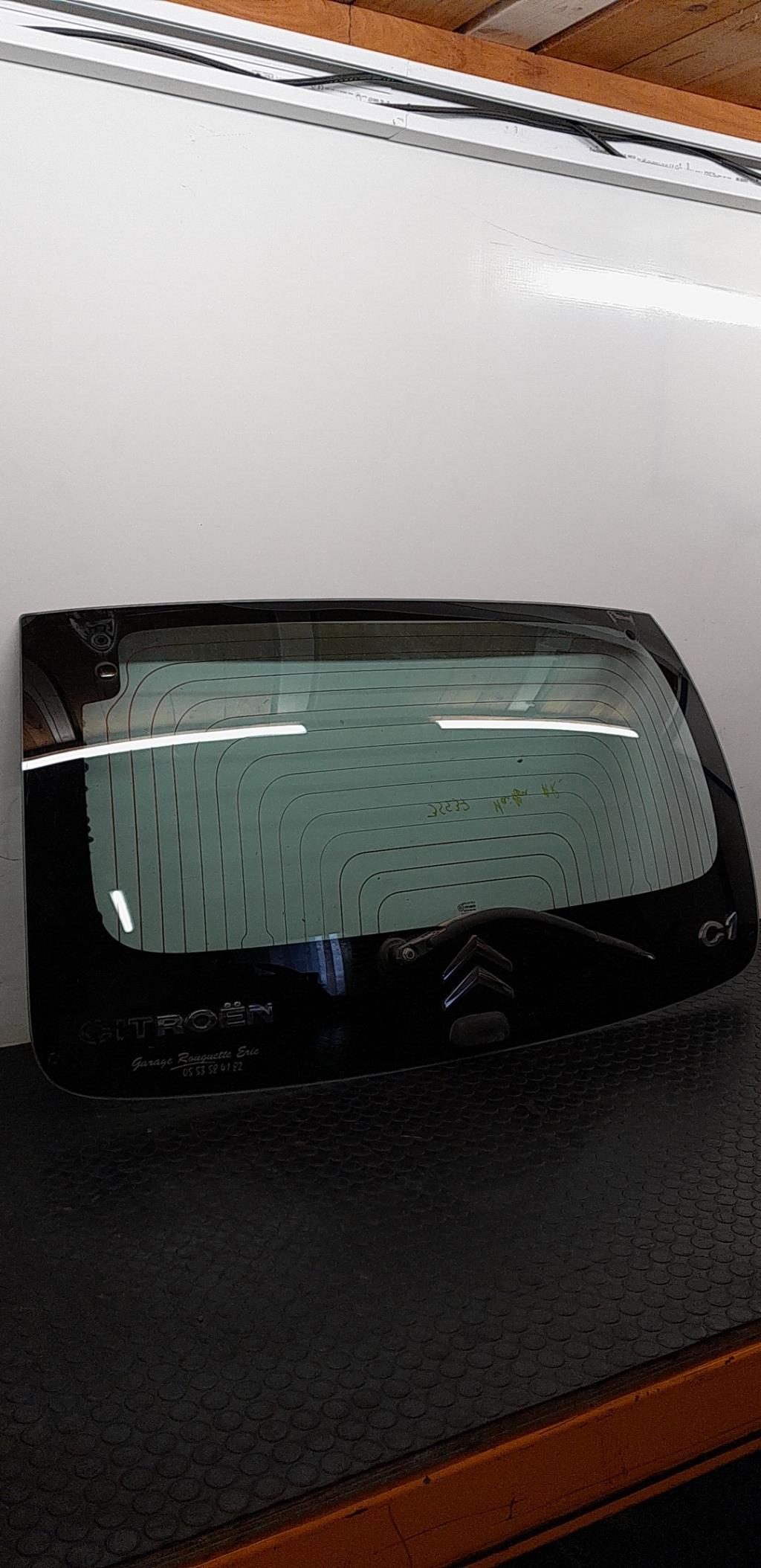 Lunette arriere CITROEN C1 1 PHASE 2 Essence - 1