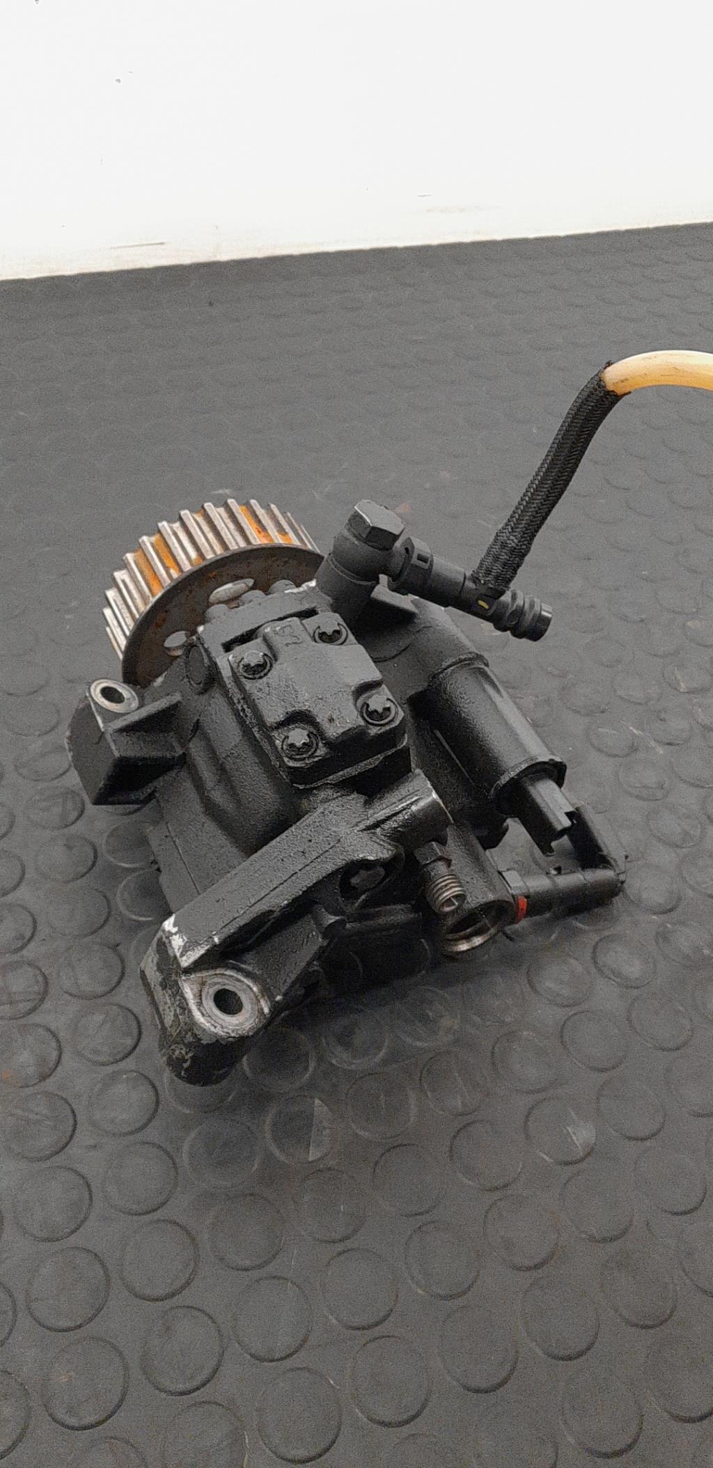 Pompe haute pression RENAULT MEGANE 2 PHASE 2 BREAK Diesel - 1