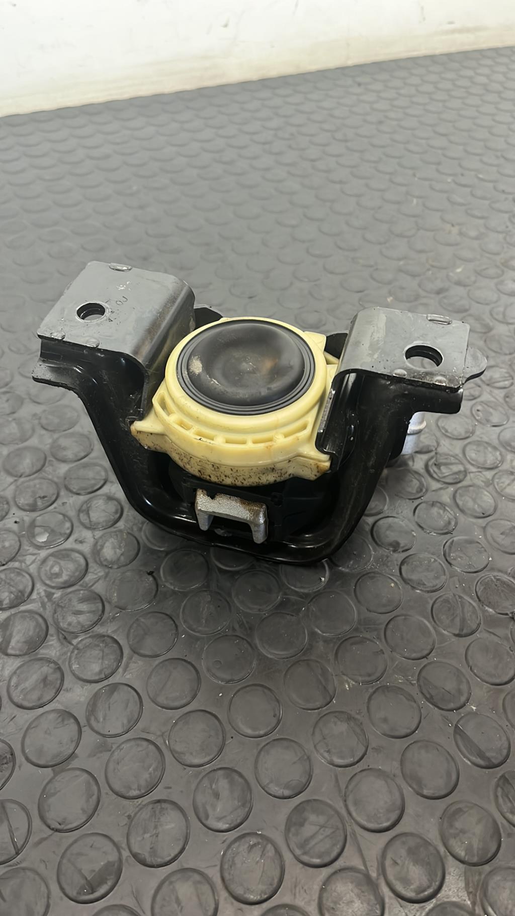 Support moteur droit CITROEN DS3 PHASE 1 Diesel - 1