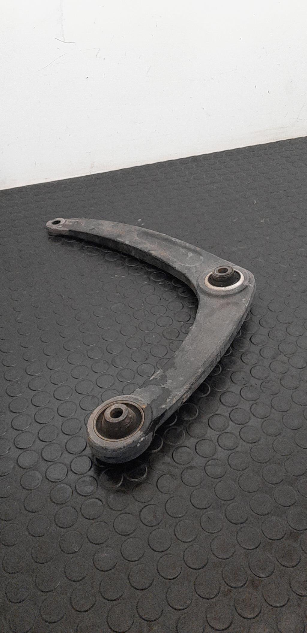 Triangle avant droit CITROEN C4 1 PHASE 1 Diesel - 1