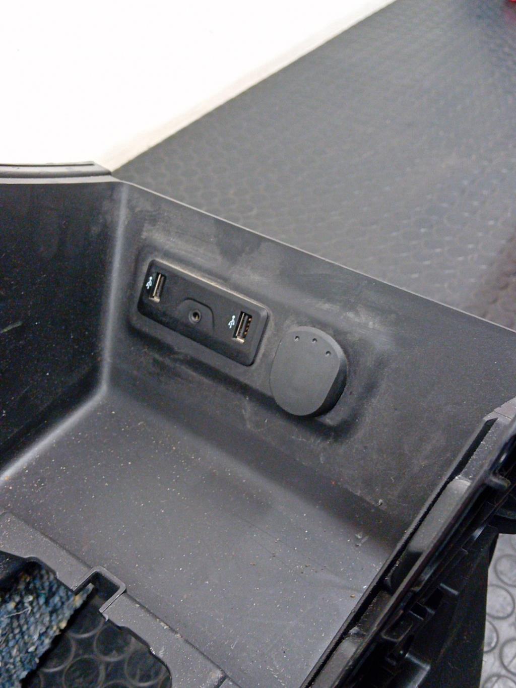 Accoudoir RENAULT MEGANE 4 PHASE 1 Diesel - 1