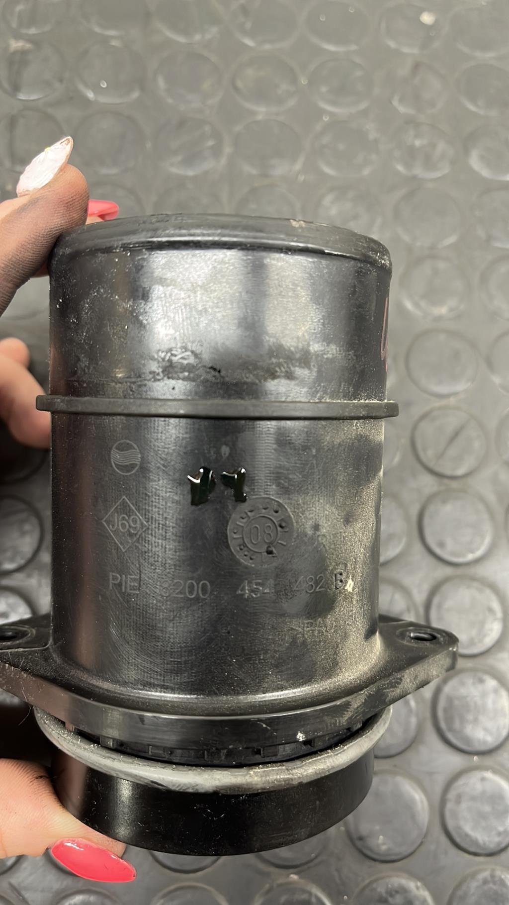 Debitmetre RENAULT CLIO 3 PHASE 1 BREAK  - 1
