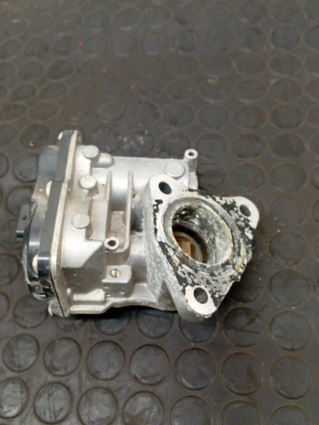 Vanne EGR RENAULT MEGANE 4 PHASE 1 Diesel - 1