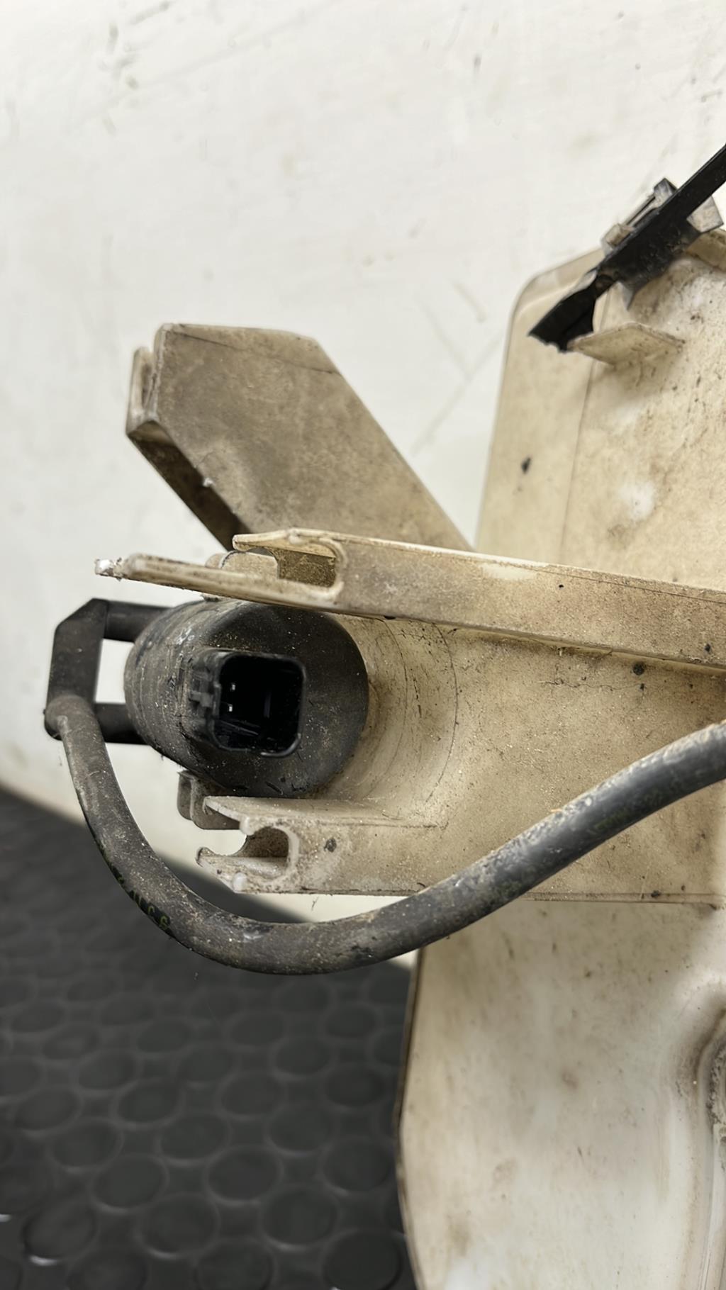 Vase de lave glace CITROEN C5 2 Diesel - 1