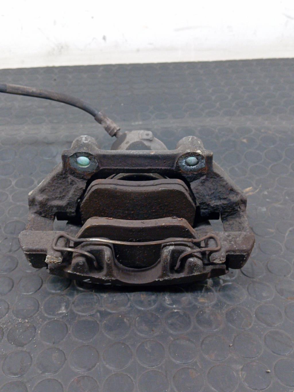 Etrier avant gauche (freinage) AUDI A3 1 PHASE 1 Essence - 1